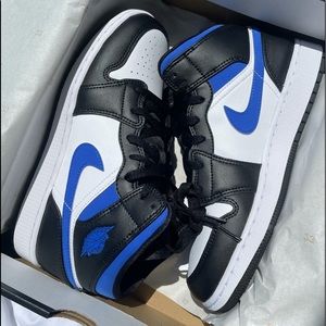 NEW W BOX Nike Air Jordan 1 Mid Blue/Black 6.5Y